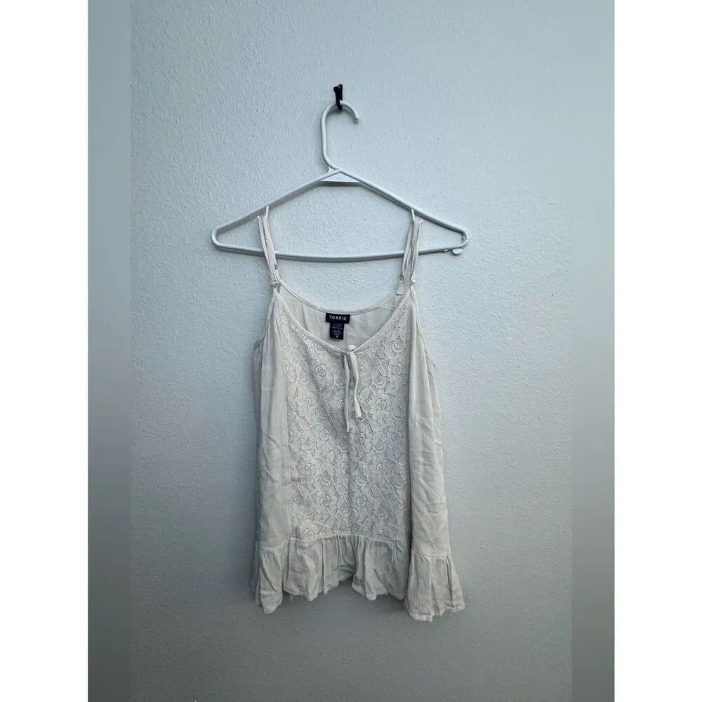 Torrid Cream Lace Tie Front Boho Peplum Pleated Camisole - Size 0